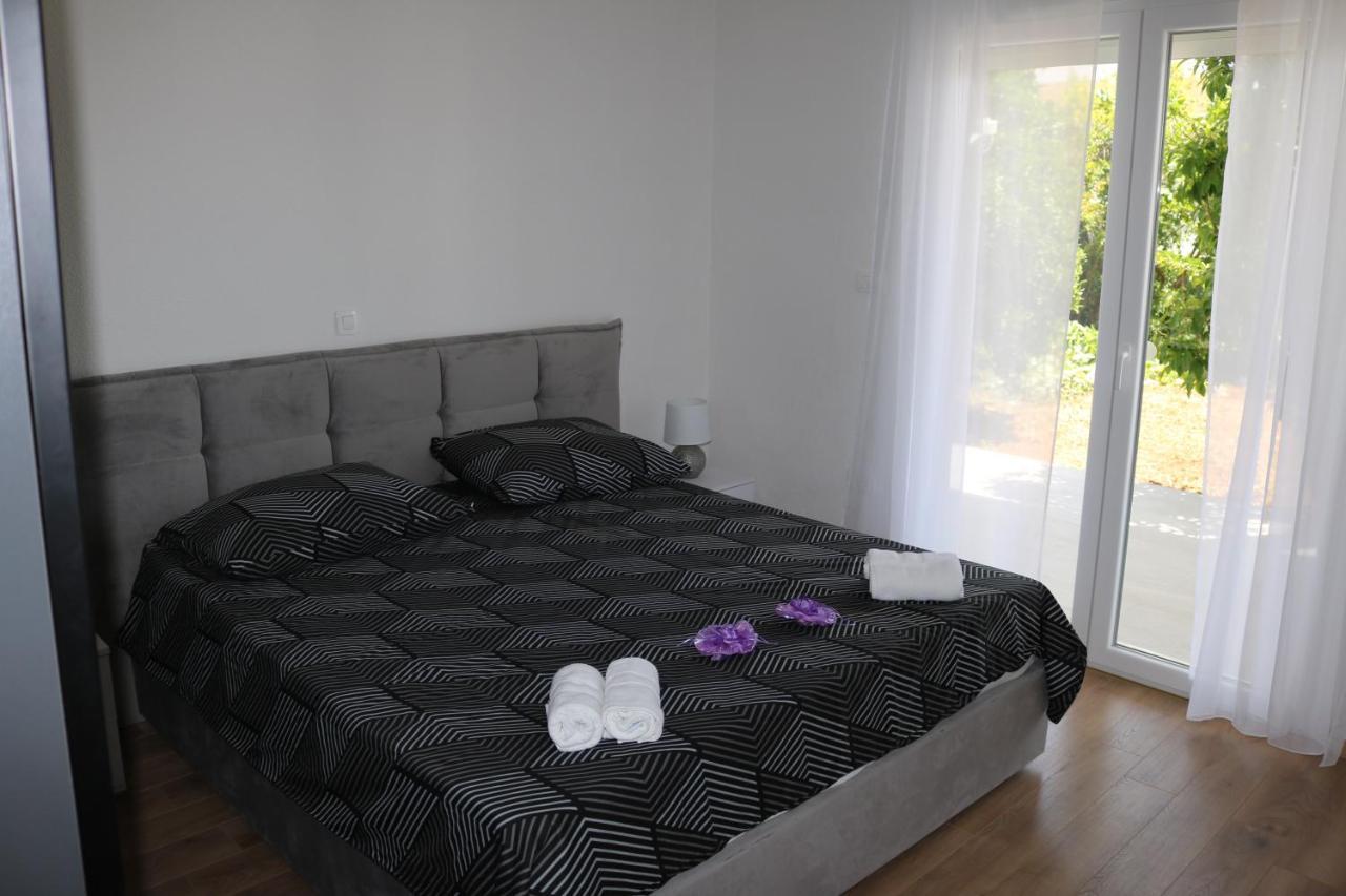 Ilma Apartment โตรกีร์ ภายนอก รูปภาพ